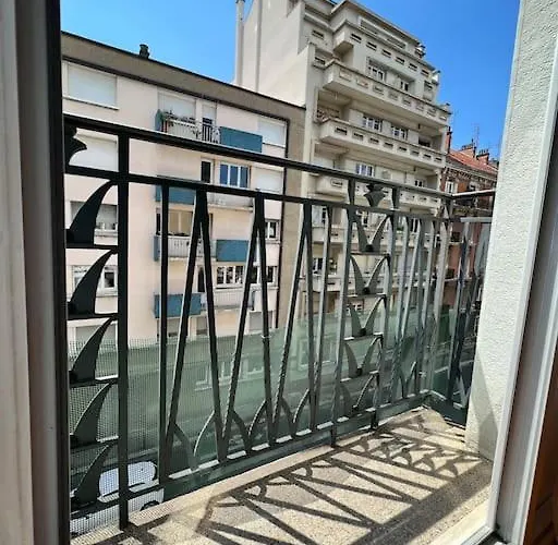 Proche Hyper-centre, Wifi Fibre, Lave-linge